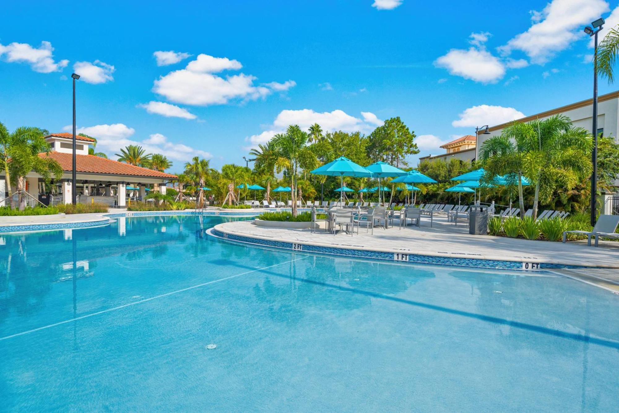 Gorgeous 1st-floor, End Unit W Lakeview Apartamento *