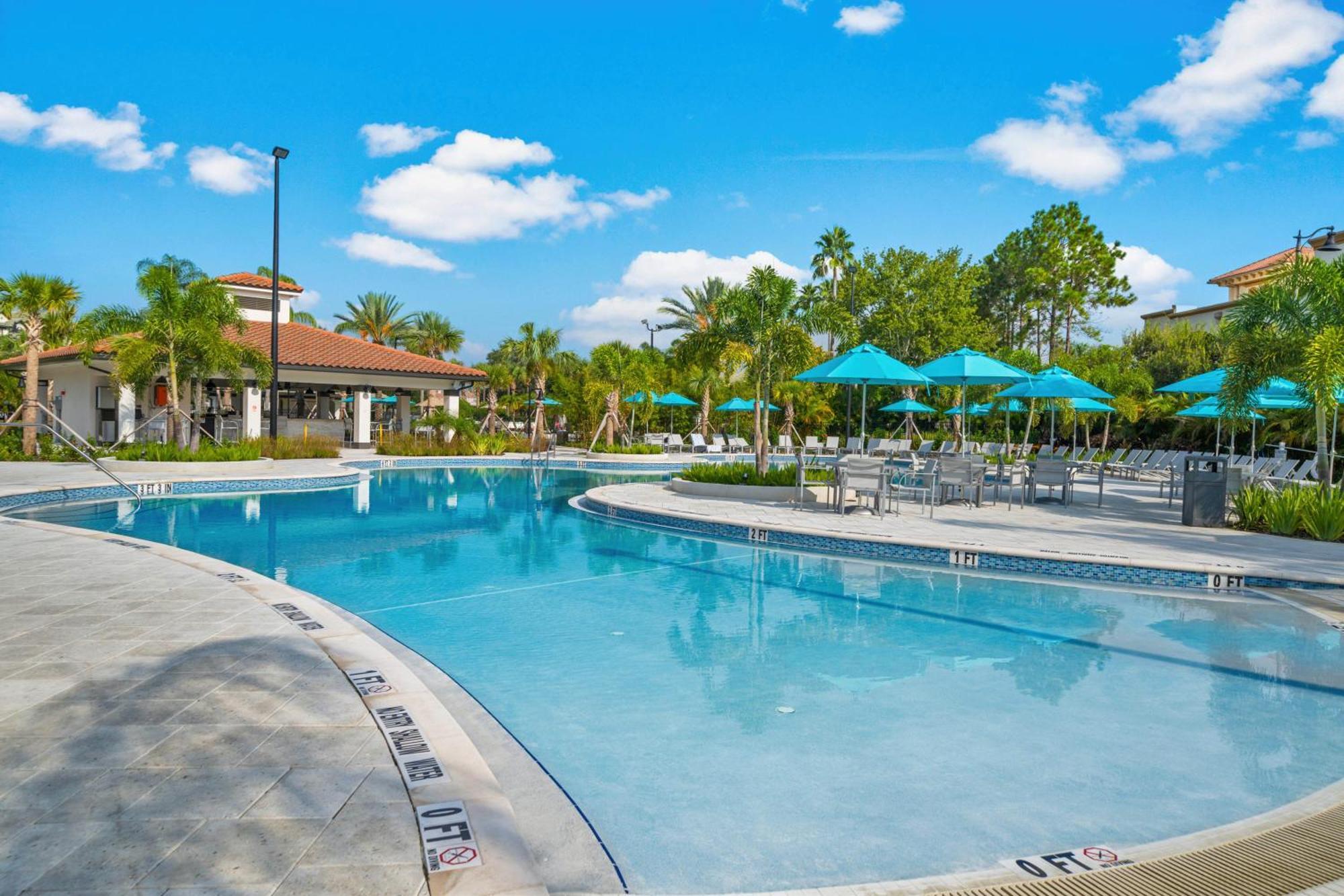 Gorgeous 1st-floor, End Unit W Lakeview Apartamento *